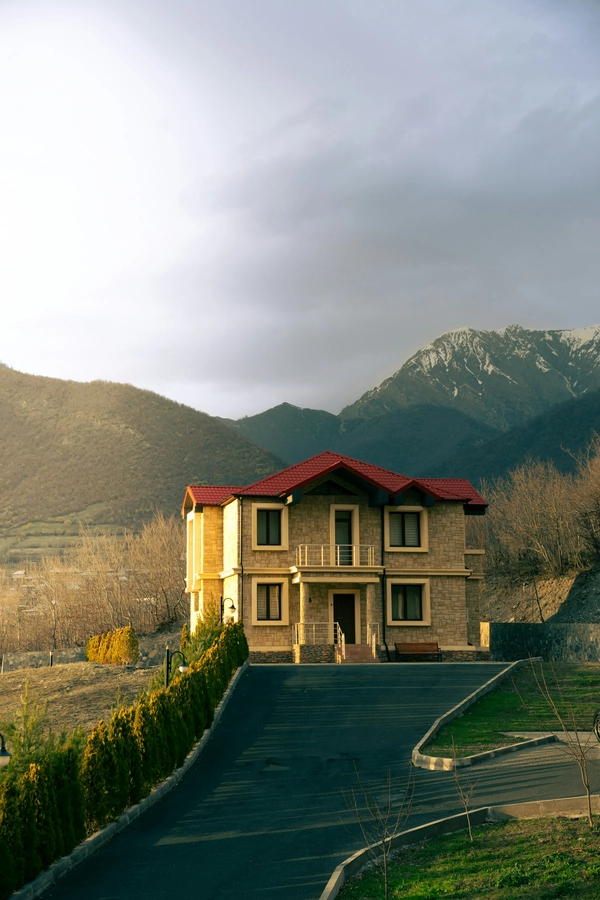 97fbf8e5a18cdffb mushvig niftaliyev Yr0fB73eQ1Q unsplash